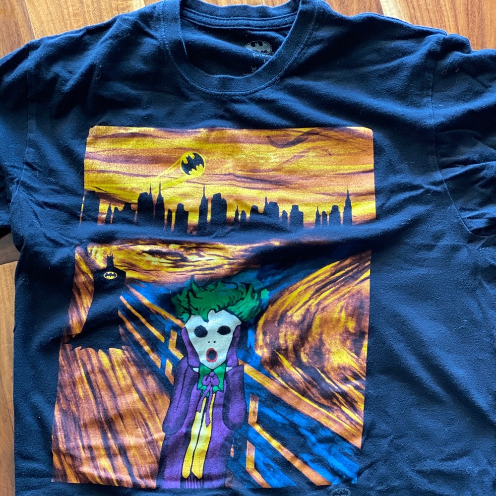 Batman Joker t-shirt size Large